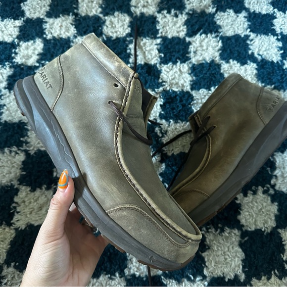 Ariat Other - Ariat Spitfire Brown Bomber Chukka